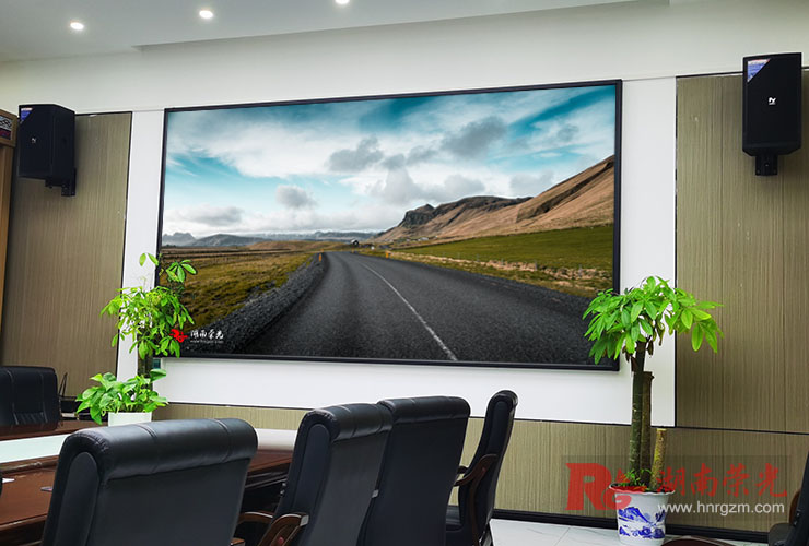 �L(zh��ng)ɳ����LED�@ʾ�� ��(hu��)�h��С�g��P1.8�@ʾ��