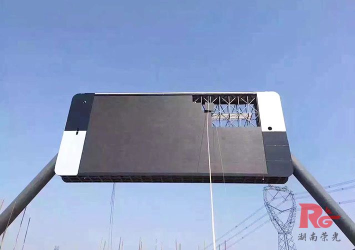 �L(zh��ng)ɳ�����@ʾ��