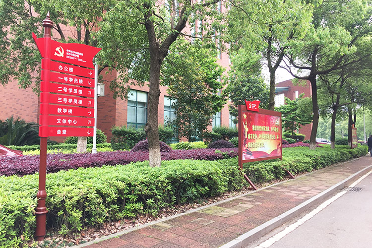 �Lɳ���R��ҕ